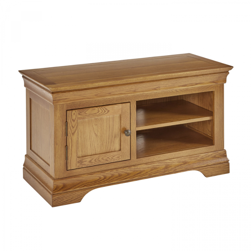french-louis-compact-oak-media-unit