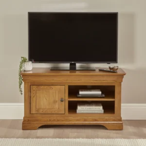 french-louis-oak-small-tv-unit